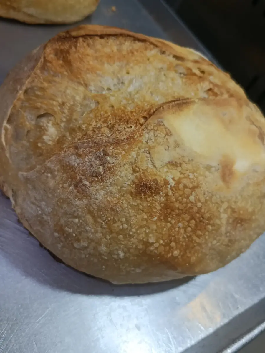 Pan de masa madre de Entre Migas